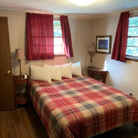 Cozy Bear - Upper Valley With High Speed Wifi
